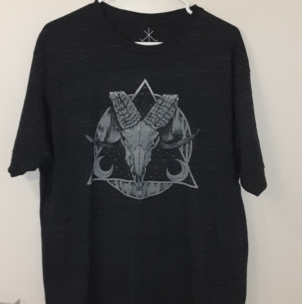 Life Clothing Co. Tee XL